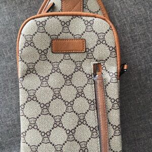 ❤️❤️HOBO Crossbody Vegan Leather Bag❤️❤️